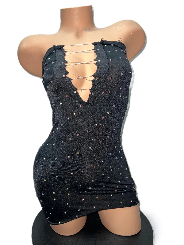 BLACK BODYCON DRESS